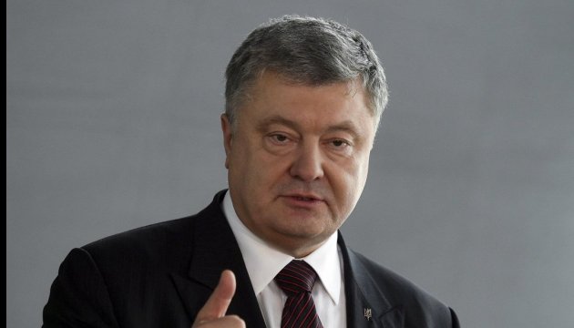 Poroshenko: Lengua es nuestra arma más poderosa