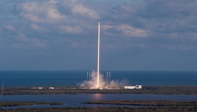 SpaceX втретє перенесла запуск своїх 