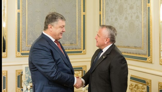 Poroschenko und Sullivan erörtern Aussichten auf UN-Mission im Donbass