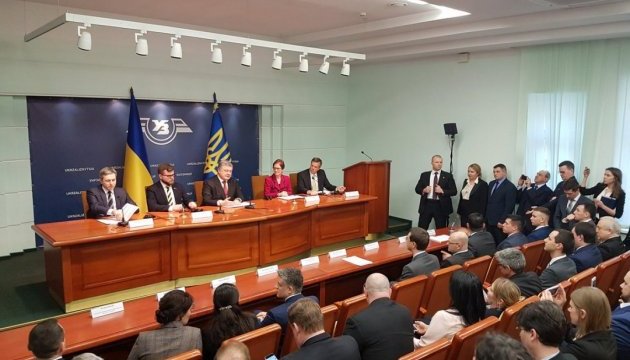 Порошенко прогнозує коротку дискусію та ухвалення закону про Антикорупційний суд