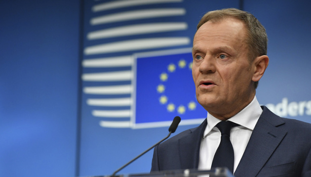 Tusk assures Poroshenko that he will do everything possible to consolidate EU's position in support of Ukraine
