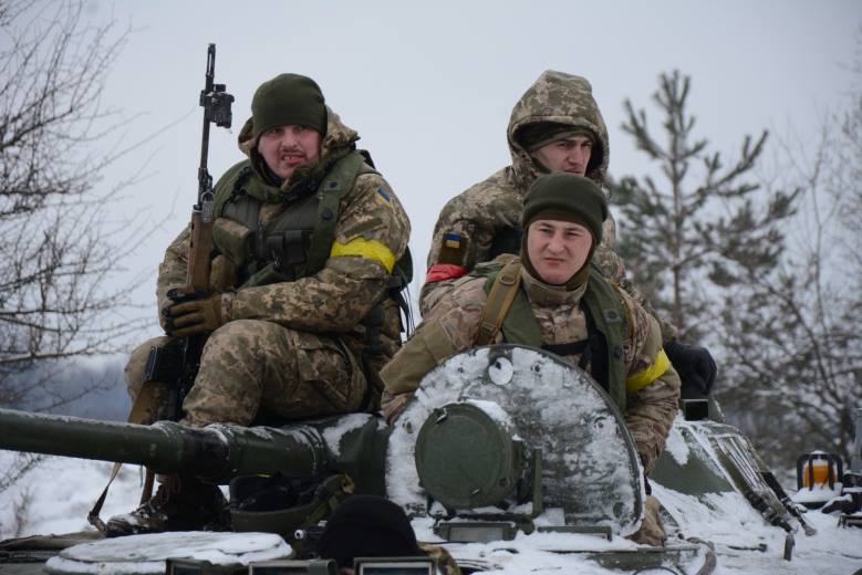 Ukrainian fighters in Yavoriv trained in line with JMTG-U program