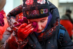 Свиньи под Кабмином, битва гигантов и феминистические марши