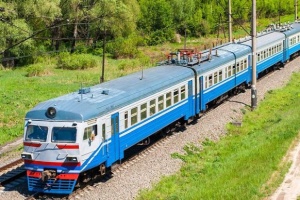 Укрзалізниця запускає продаж приміських квитків через застосунок по всій країні