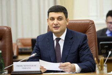 Гройсман вважає помилковим запровадження е-декларацій для активістів
