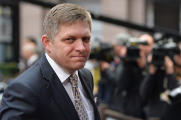 Slovak PM supports Orban's stance on blocking EUR 50B for Ukraine