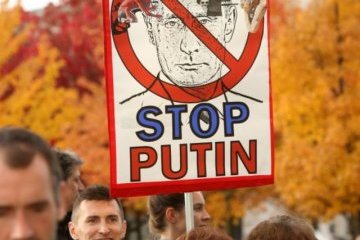 自2014年以来，俄罗斯向全球20多个国家的政党秘密转移了3亿多美元