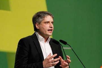 Деякі країни ЄС не вислали дипломатів РФ через
