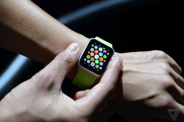 Apple Watch вытесняют с рынка швейцарские часы