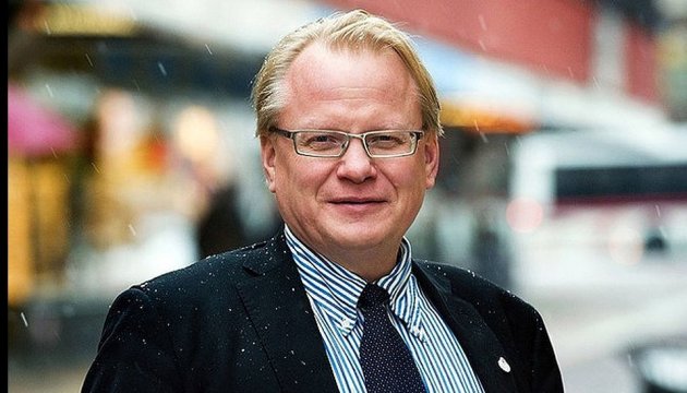 Schwedens Verteidigungsminister kommt nach Kiew