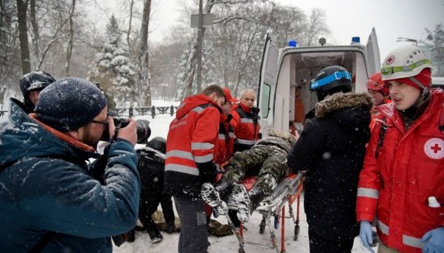 Після сутичок під Радою 11 осіб потрапили до лікарні - активісти