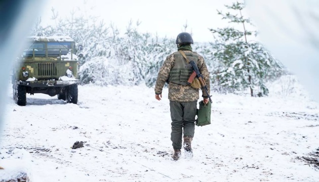 Militants launched eight attacks on Ukrainian troops in Donbas in last day