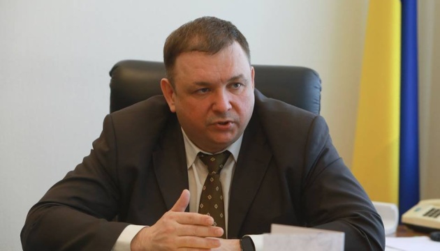 Екс-голова КСУ пояснив слова: “Не приведу до присяги президента”