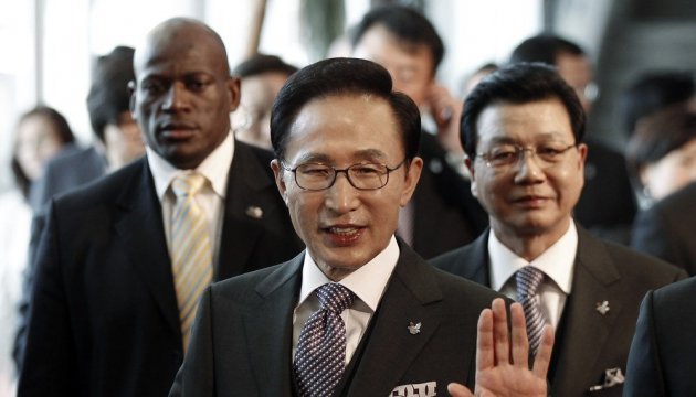 У Південній Кореї викликали на допит ще одного екс-президента 