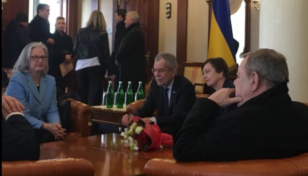 Федеральний президент Австрії прибув в Україну