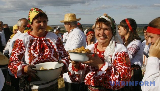 На Буковині обговорюють розвиток гастрономічного туризму На Буковині обговорюють розвиток гастрономічного туризму