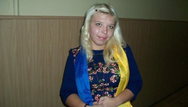 У Москві затримали кубанську активістку за жовто-синю стрічку