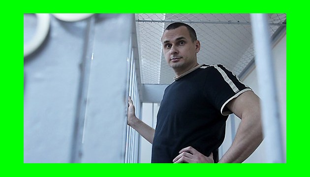 Sentsov goes on hunger strike