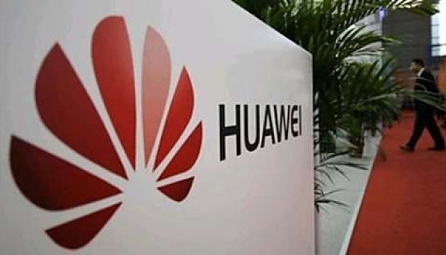 Huawei заперечує співпрацю з 