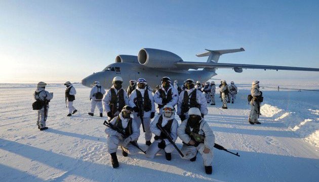 Російські війська в Арктиці не становлять загрози для Канади – генерал Ніксон