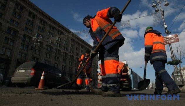 У Києві до 23 квітня обмежать рух транспорту на Хрещатику