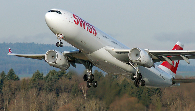 Авіакомпанія SWISS анонсувала скасування майже 3 тисяч рейсів