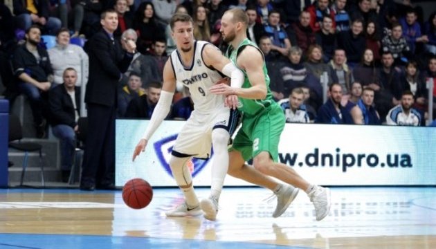 Баскетбол: «Дніпро» переміг «Запоріжжя» на старті плей-офф Суперліги