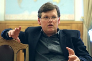 Червоний Хрест України виплачуватиме по 4 тисячі людям з інвалідністю