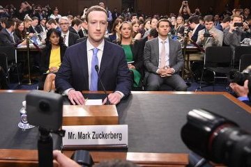 Цукерберг заявив, що Facebook працює