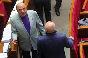 Рабінович відмовився виступати в Нацраді українською, що призвело до конфлікту