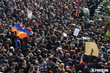 К акциям протеста в Ереване присоединились студенты вузов