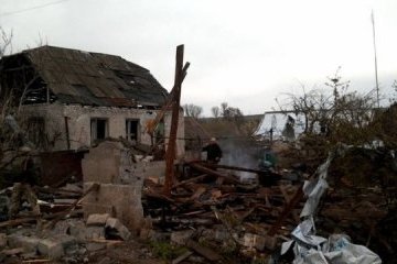 Donbass : Des habitations détruites et des zones privées d'électricité suite à des tirs d'artillerie (photos)