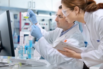 Кабмін розглядає можливість відновлення в Україні виробництва вакцин