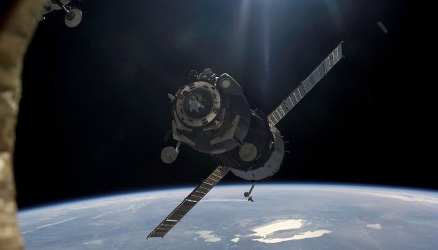 Китайська орбітальна станція може сьогодні впасти на Землю