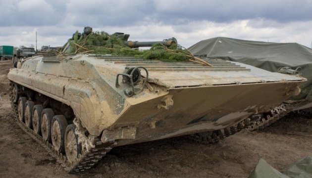 Українська армія отримала партію бронетехніки із Польщі - ЗМІ