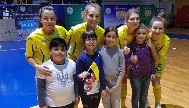 Українські футзалістки другий матч з іранками зіграли внічию