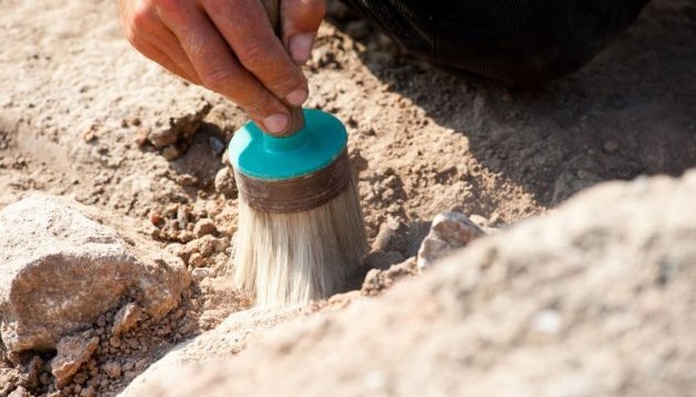 У Тернополі археологи показали стародавні артефакти