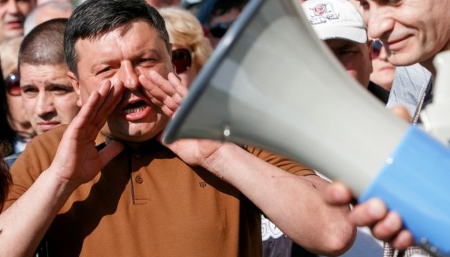 В Ужгороді мітингують селяни, яким два роки не дають дозвіл на об'єднання в громаду