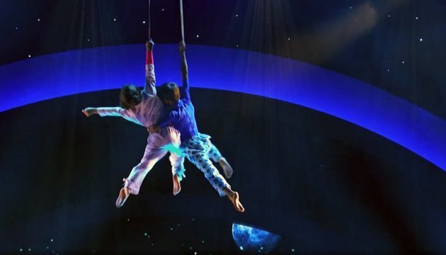 Little Ukrainian aerialists impress Americans