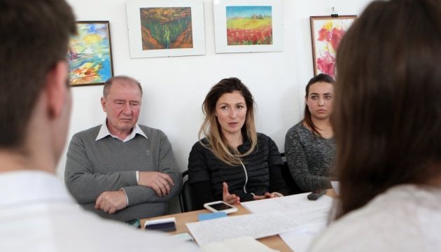 Джапарова й Умеров зустрілися з юними дослідниками кримськотатарської культури 
