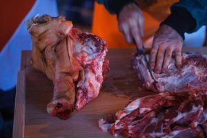 Щоб врятувати планету, треба їсти менше м'яса