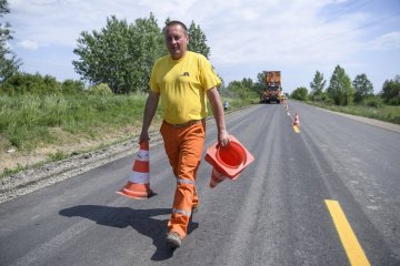 На місцеві дороги Рівненщини виділили значно більше коштів, ніж на державні - ОДА
