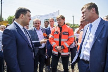 Інтенсивність ремонту доріг у регіонах залежить від місцевої влади - Гройсман