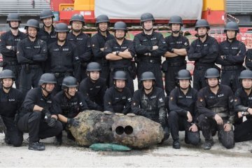 У Гонконзі 20 годин знешкоджували бомбу Другої світової війни
