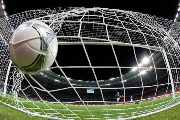 La police met à jour un système de matchs de football truqués en Ukraine