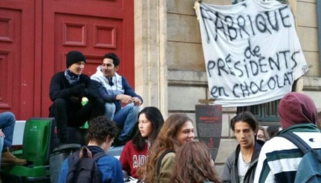 Паризькі студенти намагалися заблокувати ліцей Генріха IV