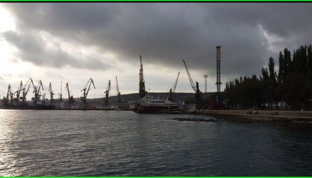 Sixteen vessels unlawfully entered Crimean ports in May