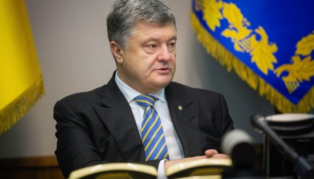 Poroshenko: Russia aims to occupy Azov Sea