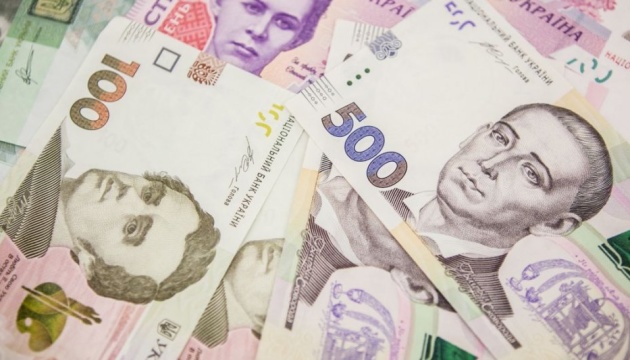 Госстат сообщил о росте зарплатного долга в Украине