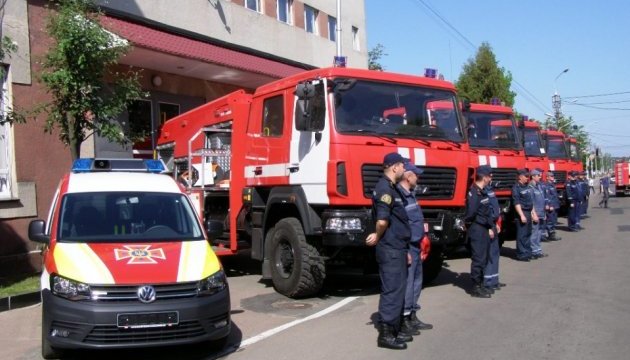 Житомирські рятувальники отримали сучасну пожежну техніку